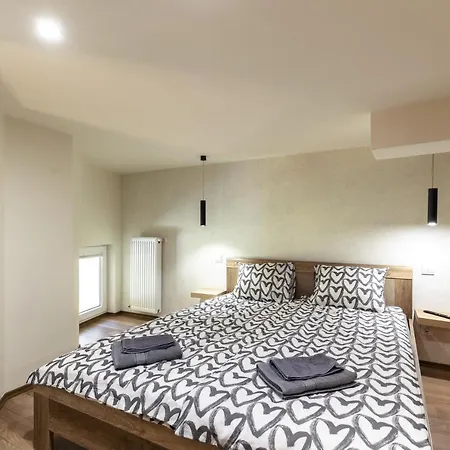 Kazinczy 10 With 3 Bedrooms Apartamento