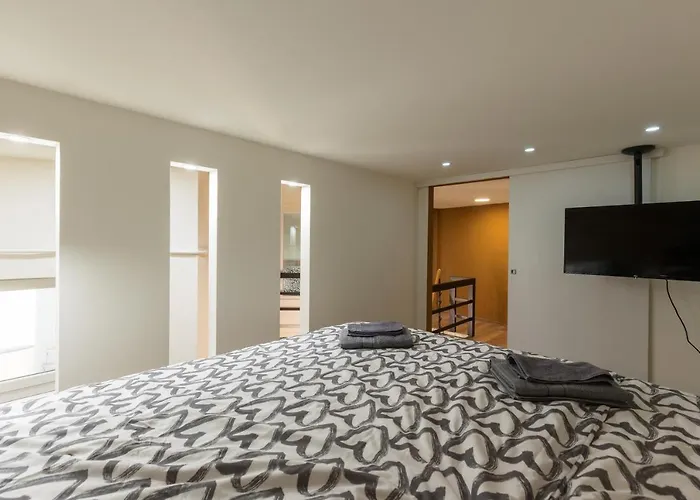 Appartamento Kazinczy 10 With 3 Bedrooms Budapest